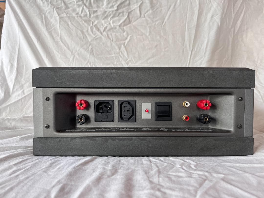 英国の QUAD 606（MKII）/66 ステレオアンプセット