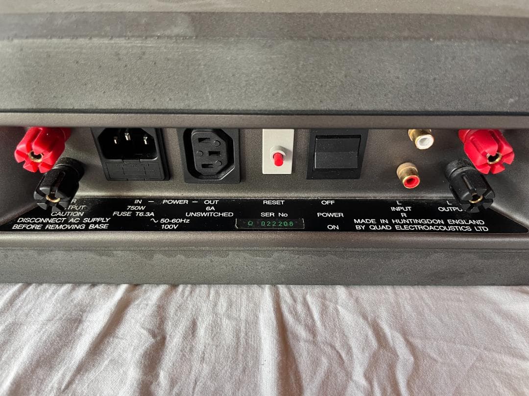 英国の QUAD 606（MKII）/66 ステレオアンプセット