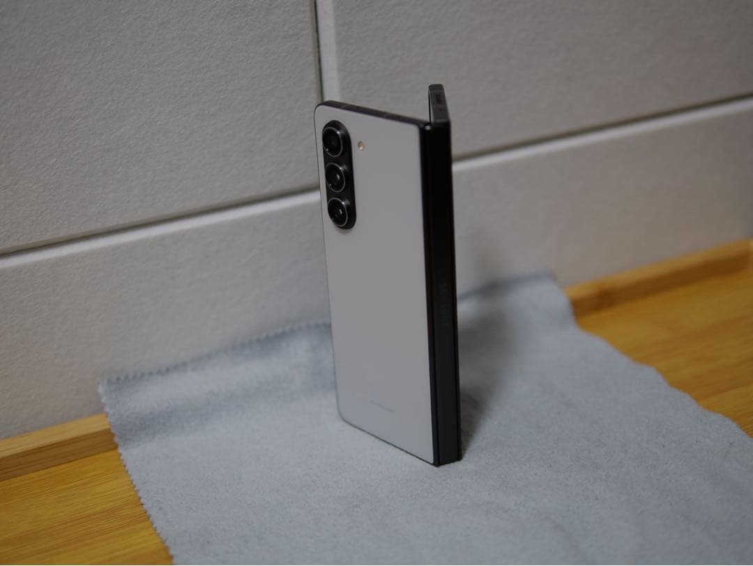 直販限定モデルSamsung Galaxy Z Fold5 1TB SIMフリー