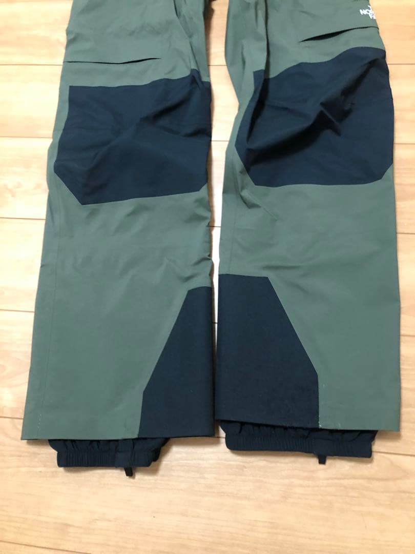 ノースフェイスGORE-TEX Powder Guide Light ビブパンツ