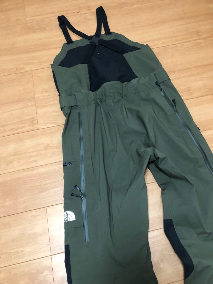 ノースフェイスGORE-TEX Powder Guide Light ビブパンツ