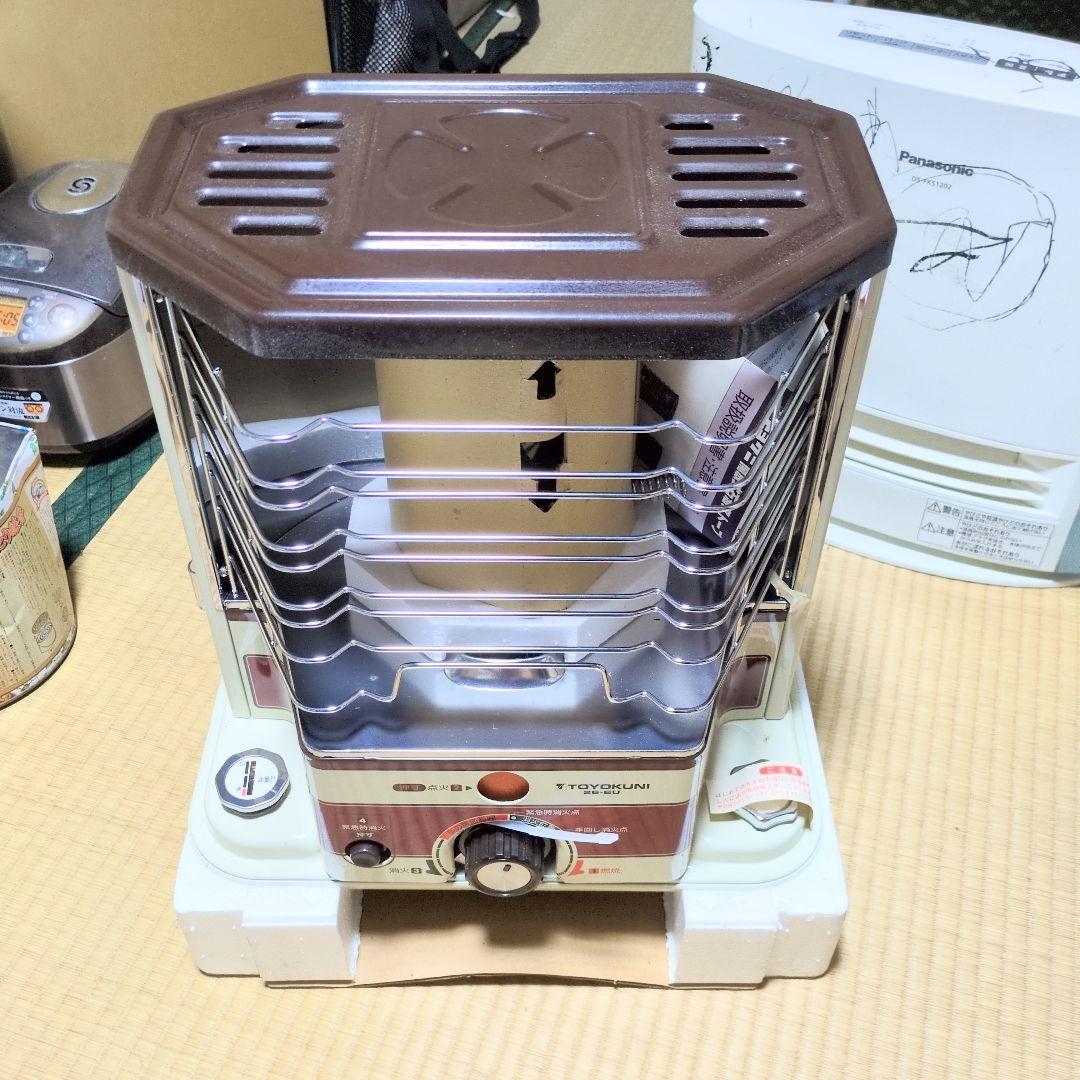 ★新品！昭和の化石★画像撮影のためだけに開封★トヨクニ 石油ストーブ 26-EU