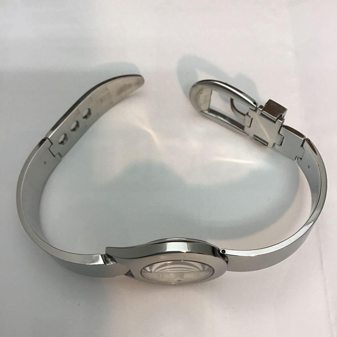 ‼️GUCCIグッチ‼️ステンレスブレスタイプ　6700Lサファイアクリスタル 時計