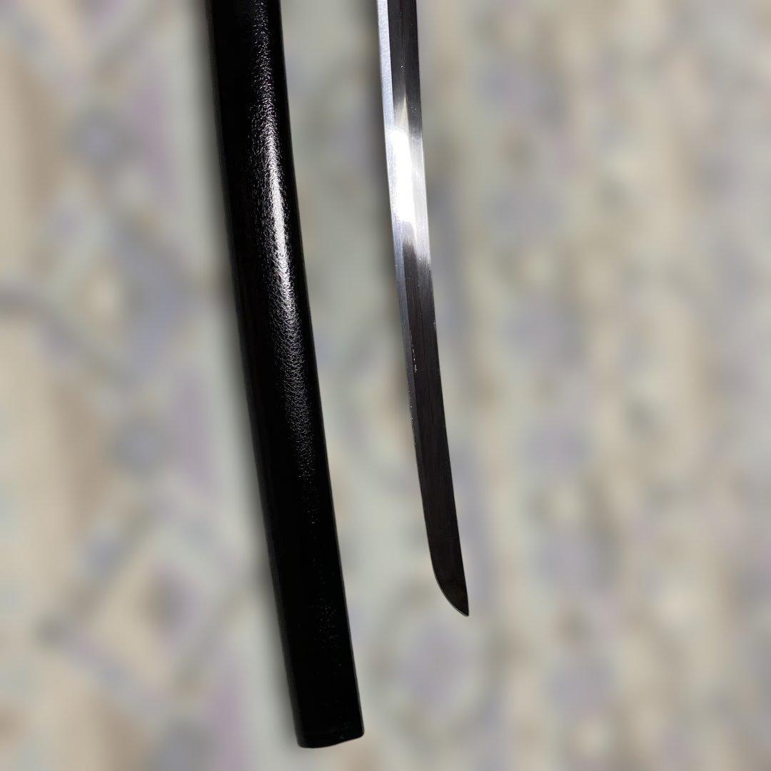 上級模造刀 黒柄 雲龍金縁楕円鍔