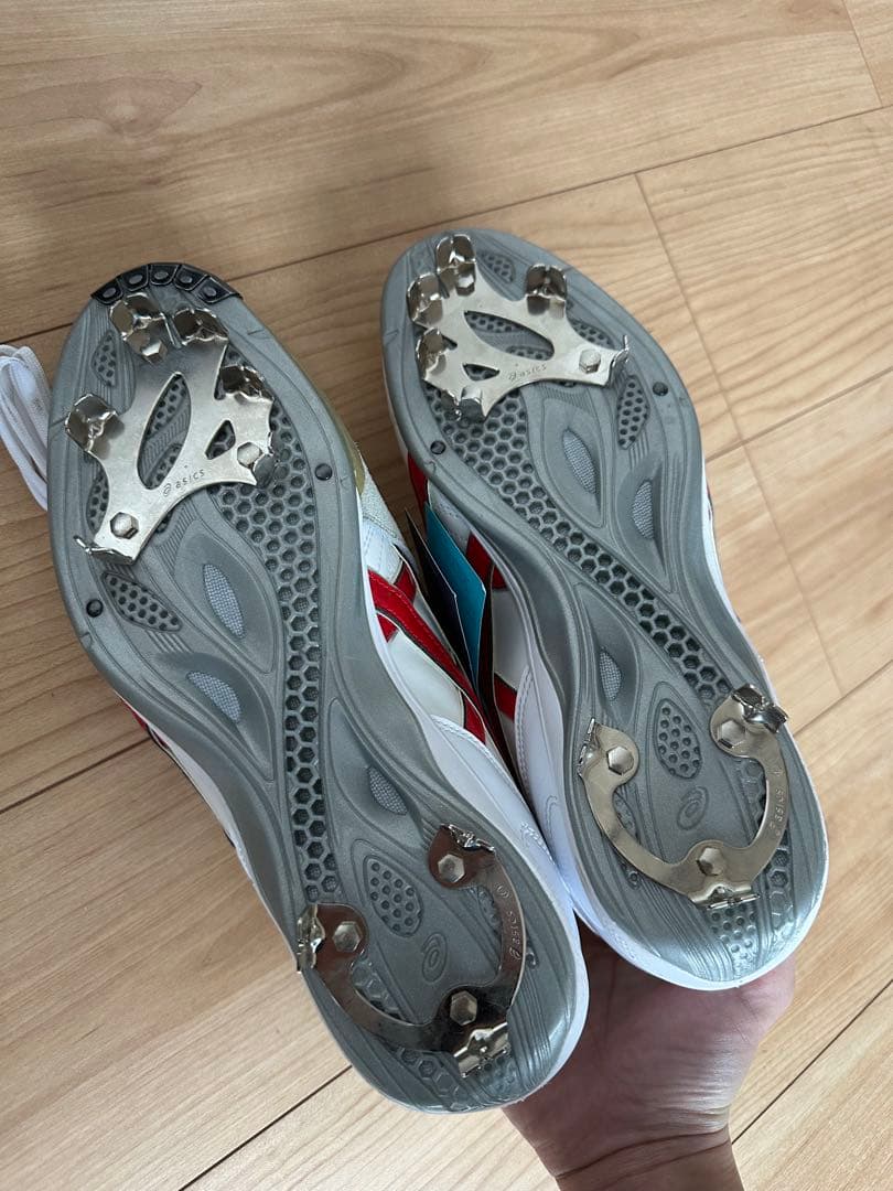 【新品未使用】asics スパイク　28.5cm