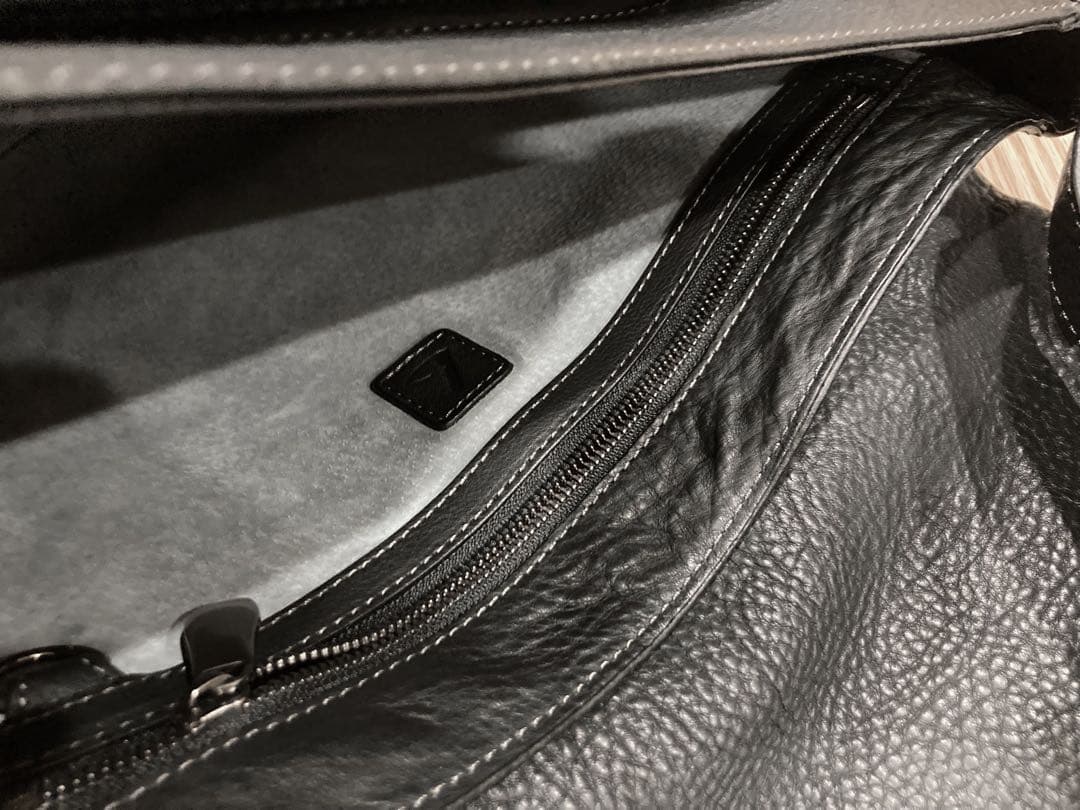 土屋鞄 TSUCHIYA KABAN トーンオイルヌメ ショルダー バッグ 黒