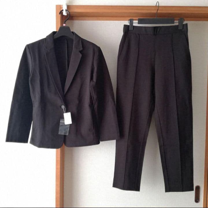 新品　パジャマスーツ２着　ジャケット2点&パンツ2点　4通りに着回し可能