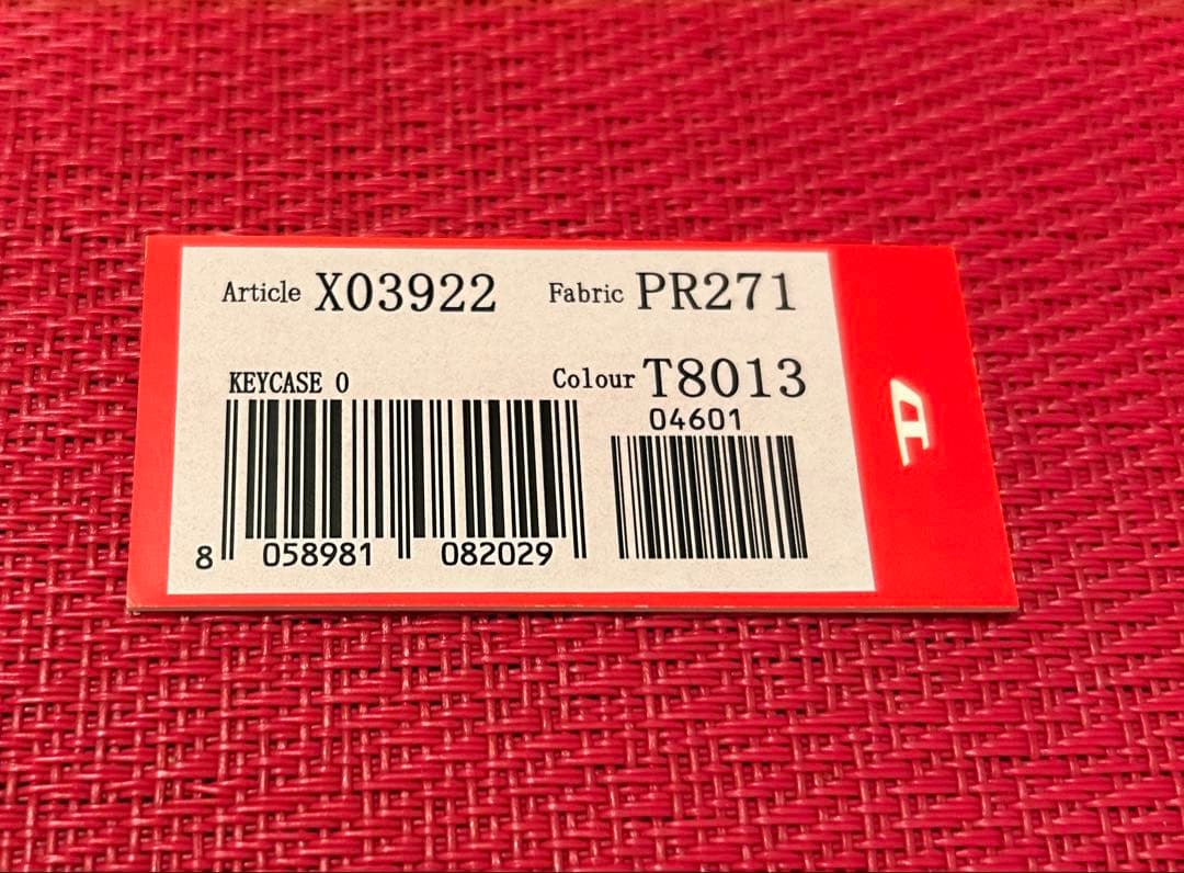 DIESEL ブラックレザーキーホルダー