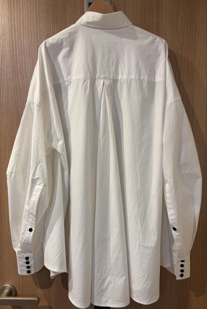 エンフォルド　白シャツ