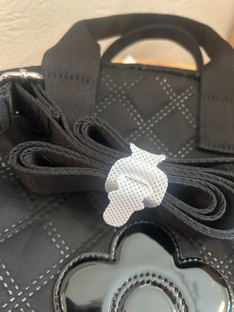 【新品】マリークワントMARY QUANTピンソニックキルトデイジー トート