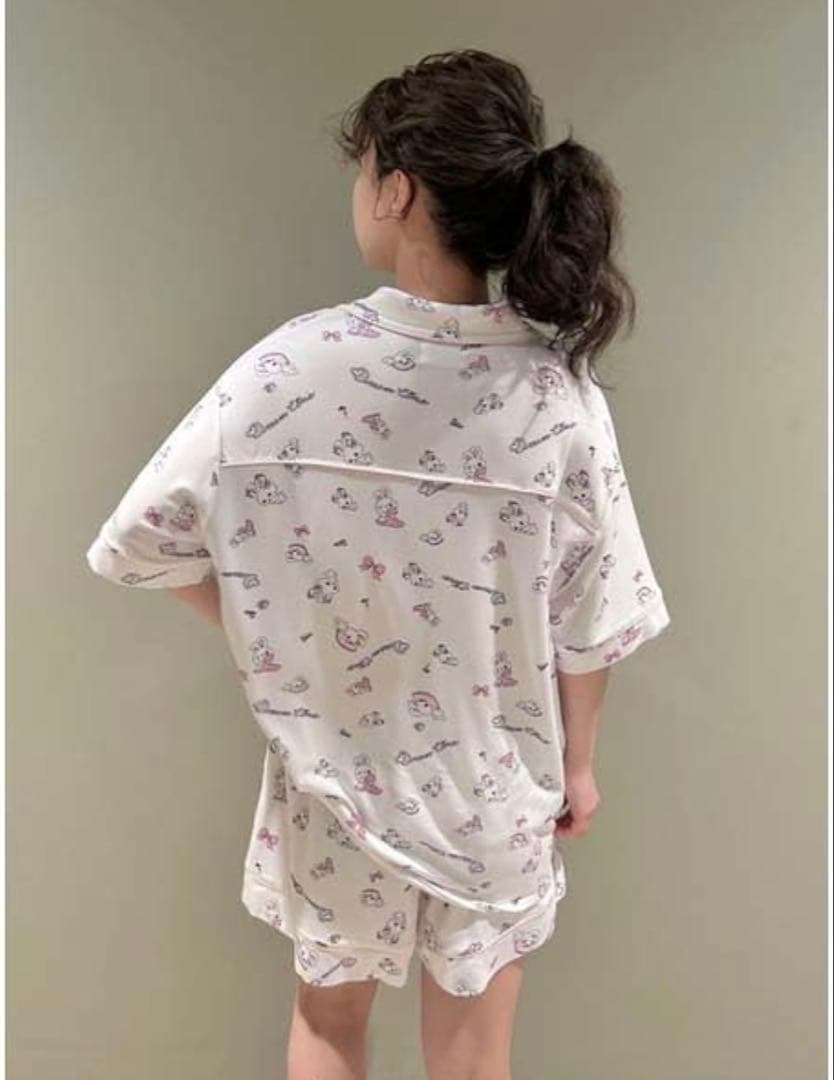 新品未使用　SNIDEL カットプリントシャツ×ショートパンツ　フリーサイズ