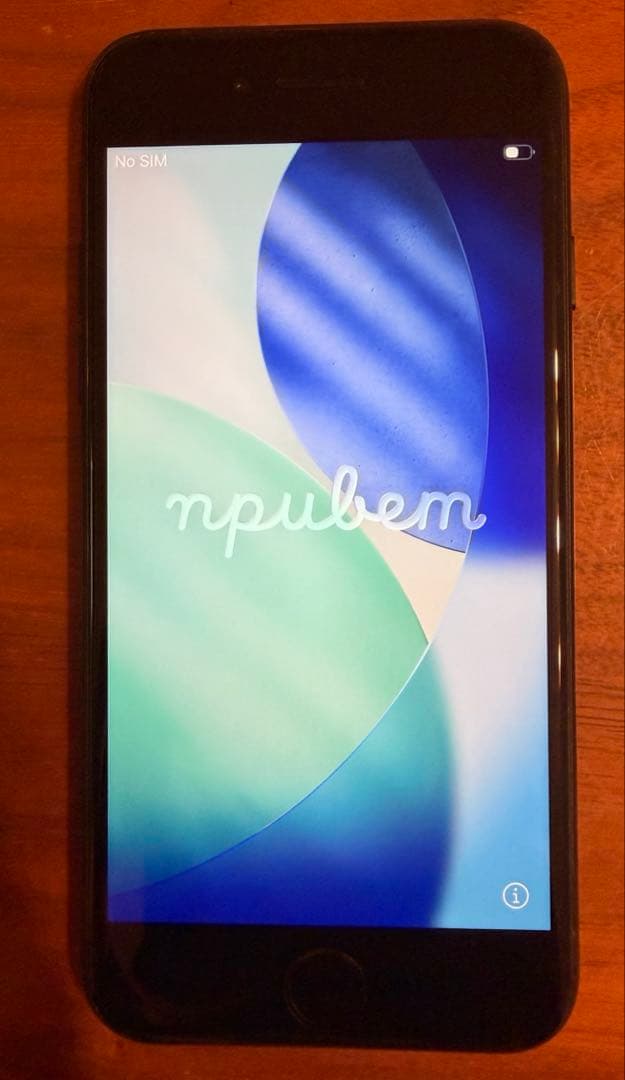 Apple iPhone SE 第2世代　64GB