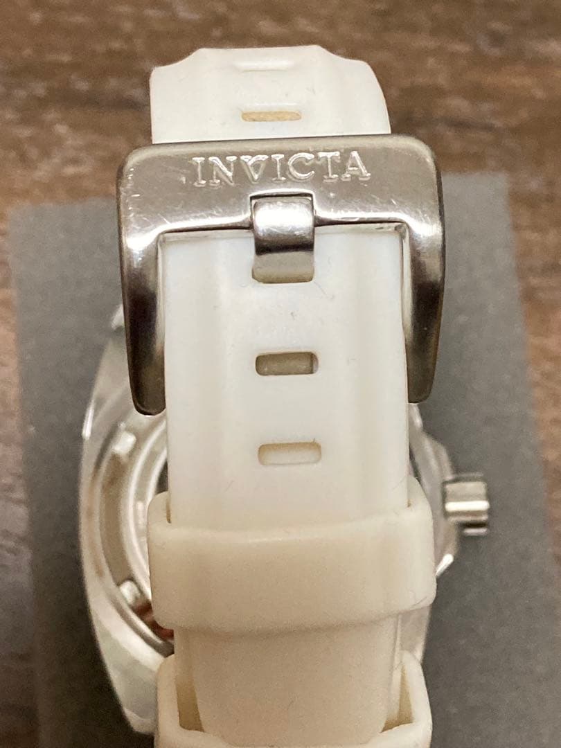 INVICTA SNOOPY 腕時計 ホワイト/シルバー