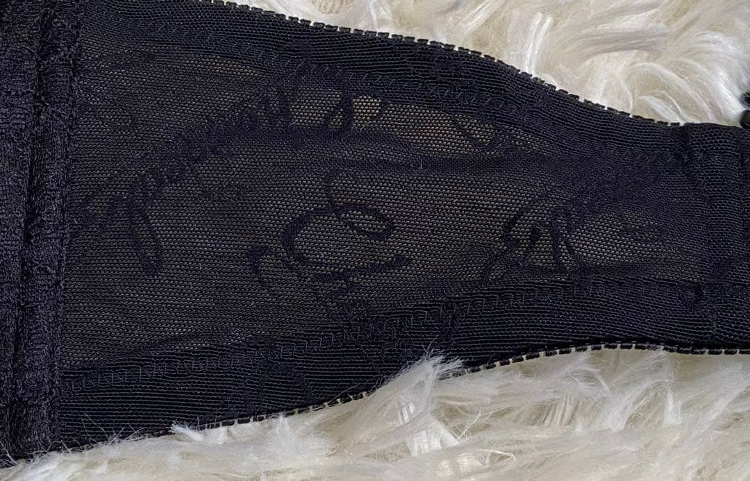 シャンデールのボディースーツx1 ブラx2 ガードルx2のブラックの5点セット