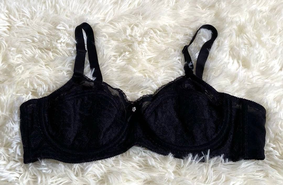 シャンデールのボディースーツx1 ブラx2 ガードルx2のブラックの5点セット