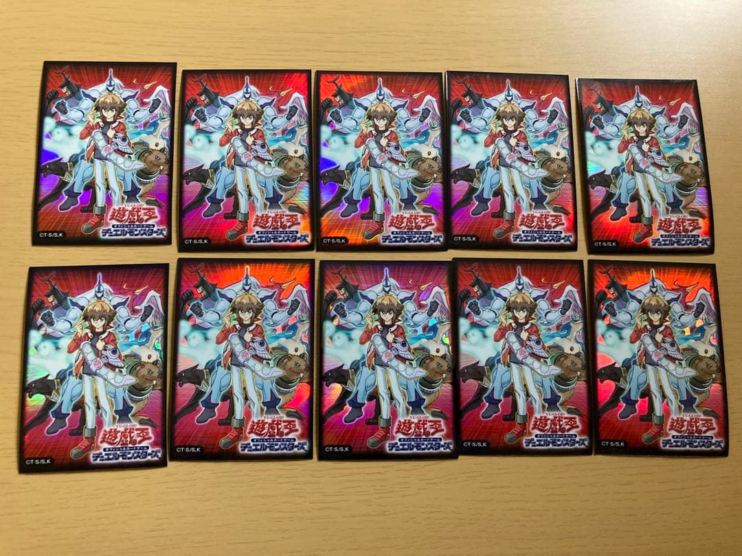遊戯王　カードプロテクター　十代　42枚　スリーブ　ネオスペーシアン　HERO