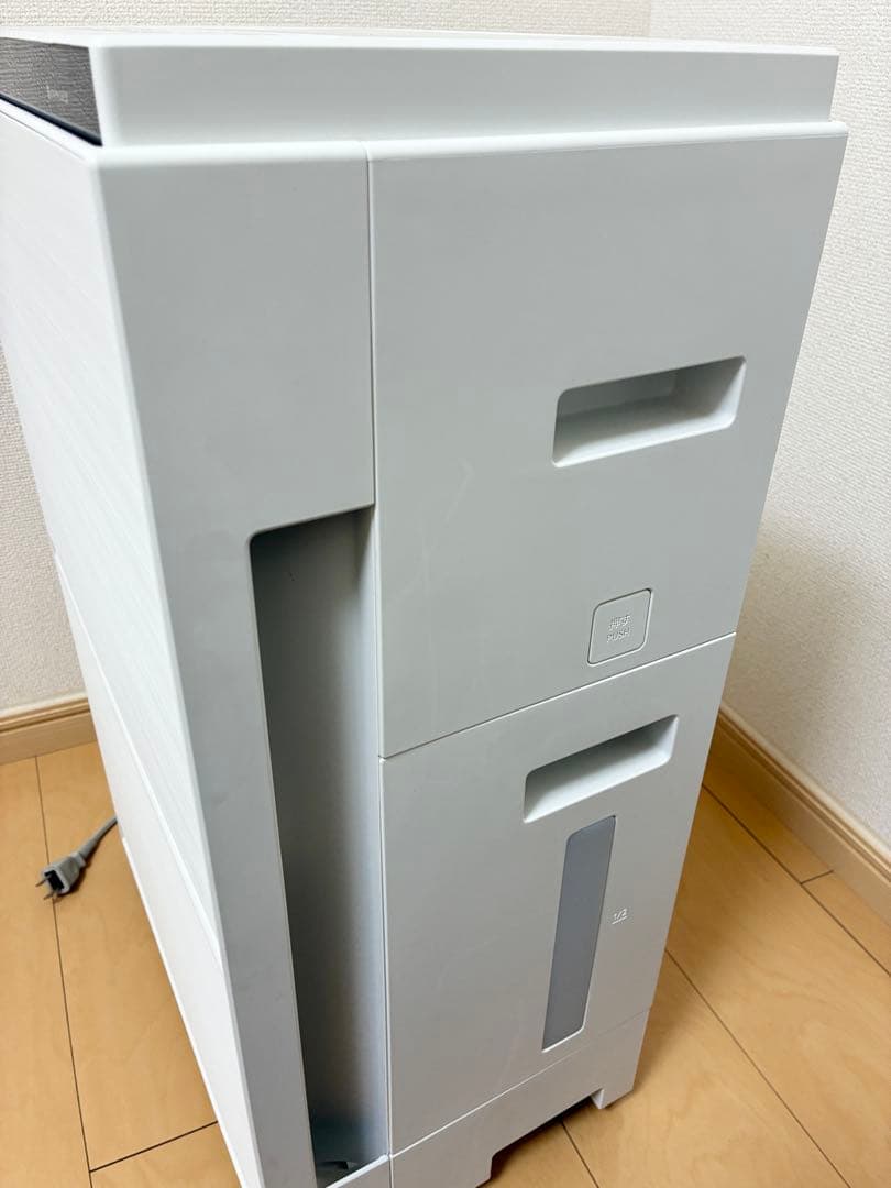 加湿空気清浄機 ハイクラスモデル F-VXT70-W