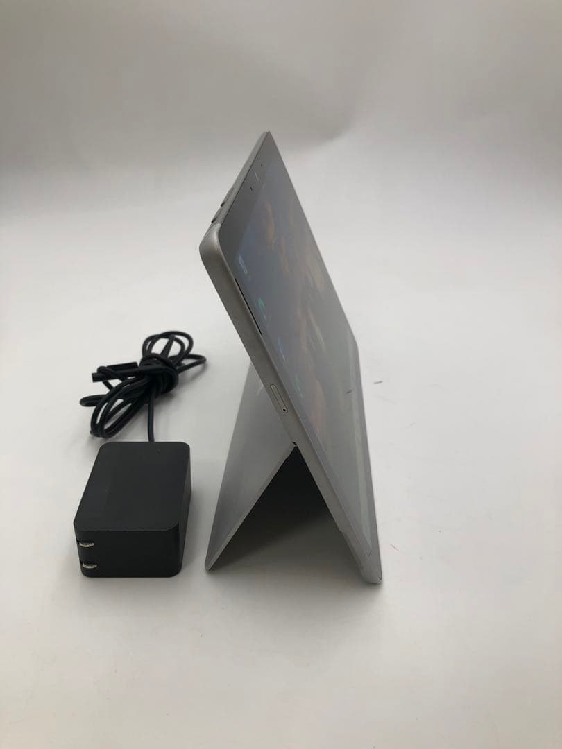 Surface Go 2 LTE 対応 CUPCore m3-8100y