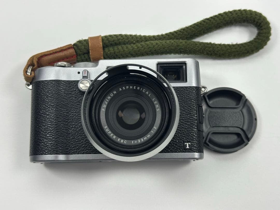 Fujifilm X100T シルバー ショット数9300回