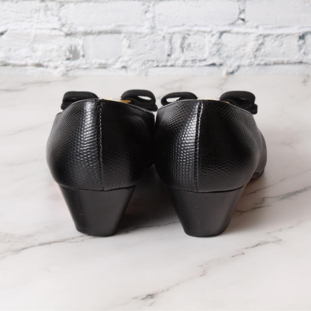 ✨極美品✨ フェラガモ パンプス ヴァラリボン US 6.5（23.5cm相当）