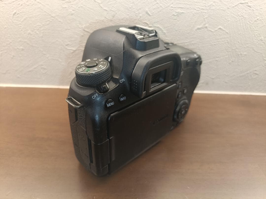 ひ*く様 Canon EOS 6D Mark II 本体