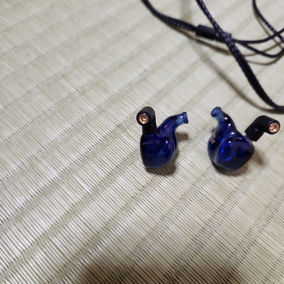 qdc 3sh リケーブル可能イヤホン 青　有線イヤホン