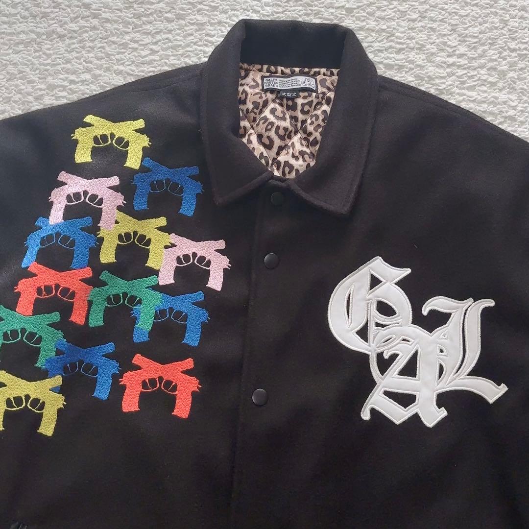 ガルフィ XL スタジャン チャカパッチ 刺繍 黒 レザー レオパード柄 大型犬