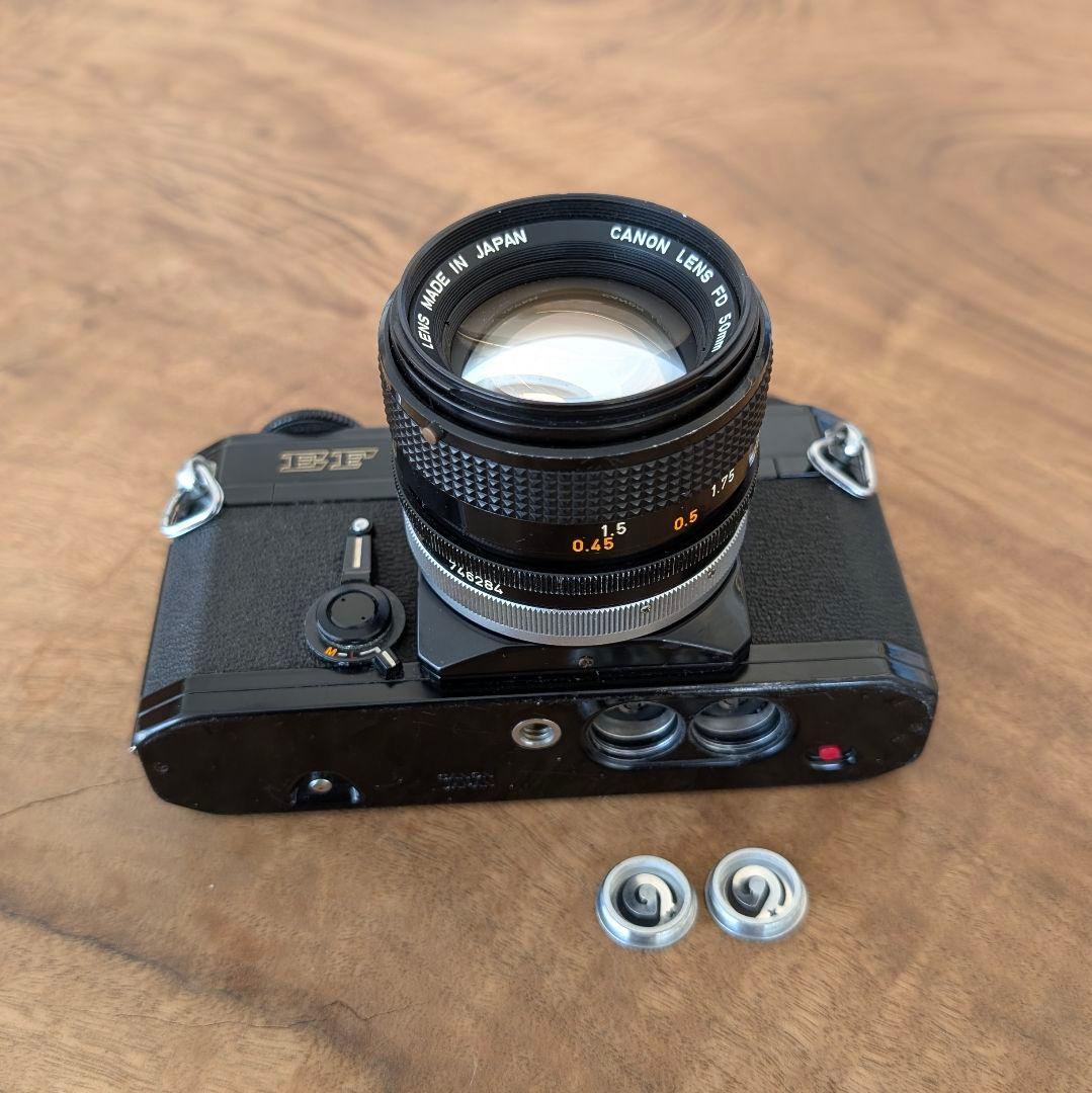 Canon EF 一眼レフカメラ 50mmレンズ付き