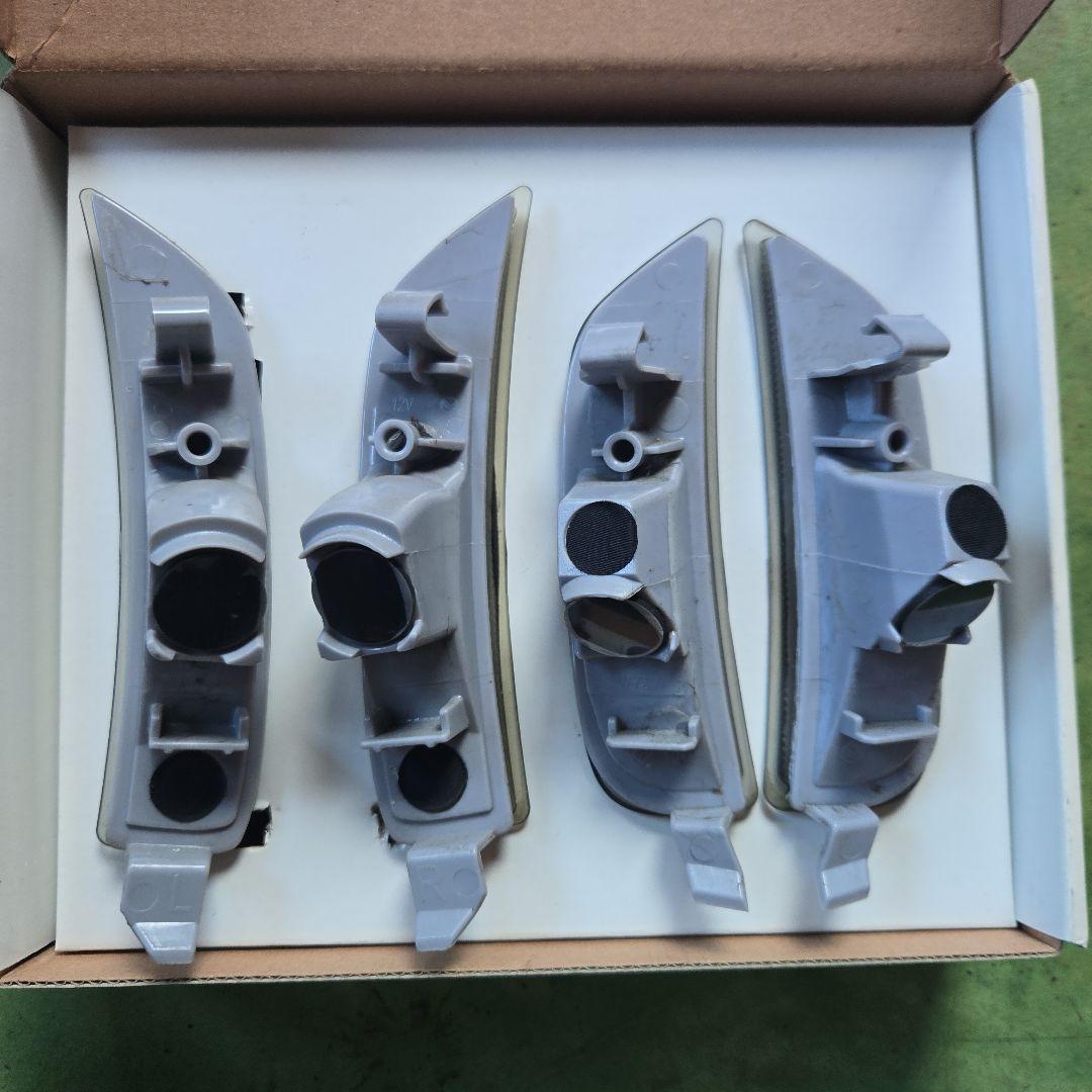 Mazda リフレクターキット 4100-78-820