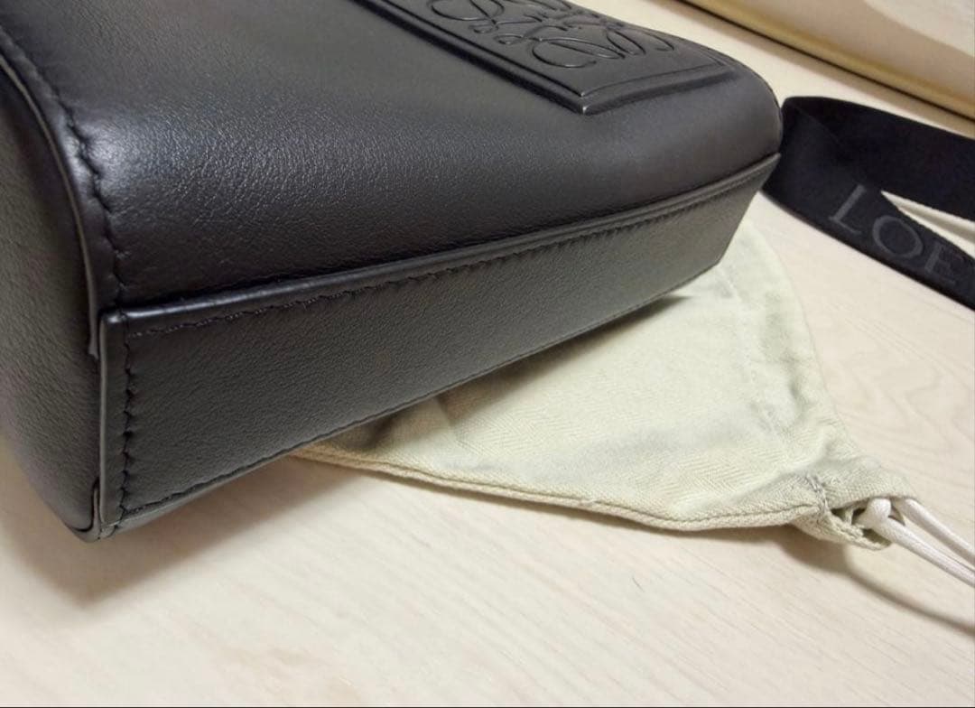 美品　【LOEWE】ロエベ　クロスボディバック　ミニ　2WAY