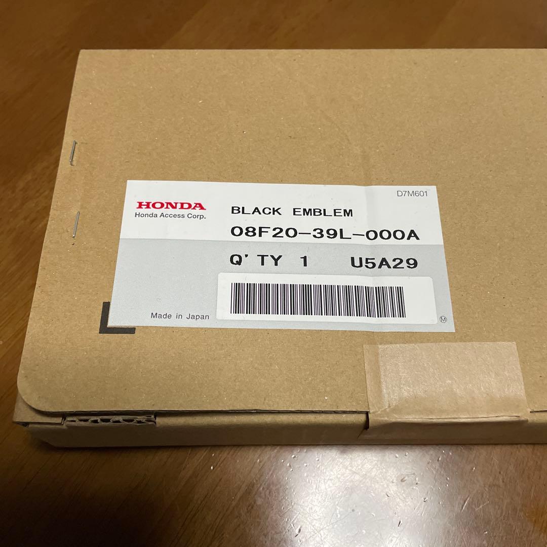 ☆新品未使用☆Honda N-BOX JOY ブラックエンブレム