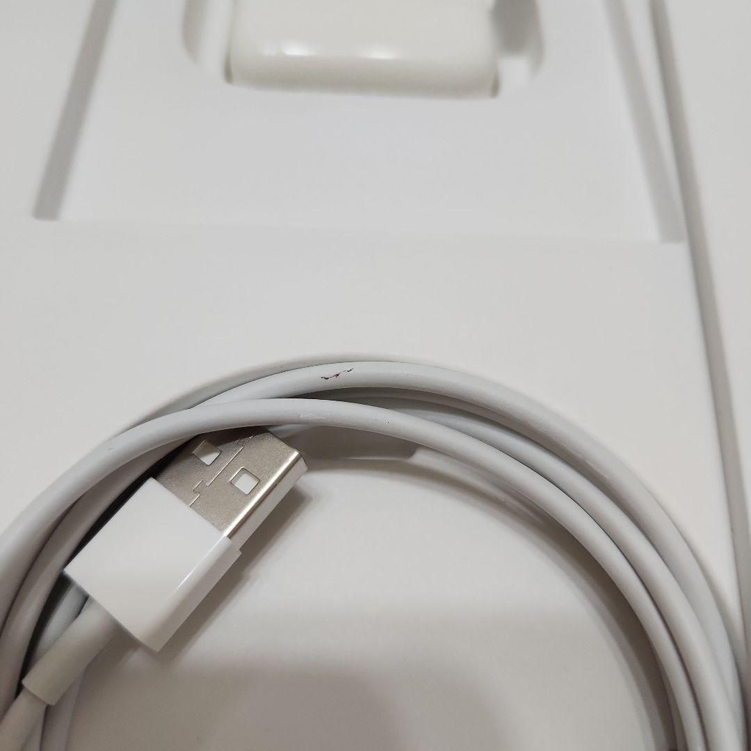 iPad (第7世代) 32GB Wi-Fi+Cellular シルバー