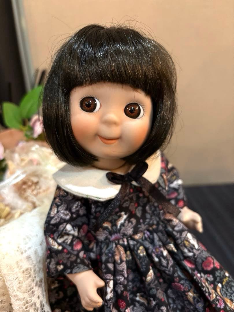 ヴィンテージ　ビスクドール　グーグリー ①