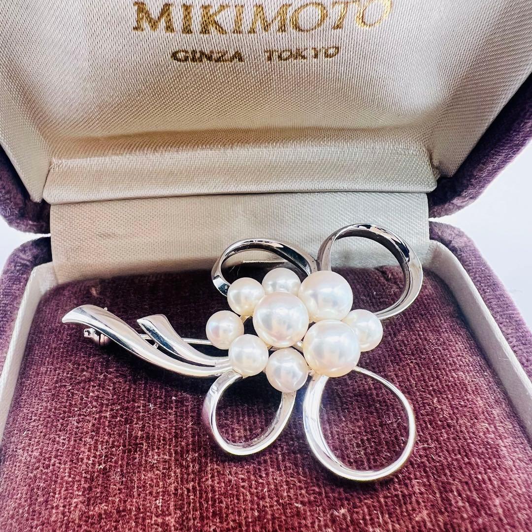 美品　ミキモト　あこやパール　真珠　9粒　シルバー　フラワー　ブローチ