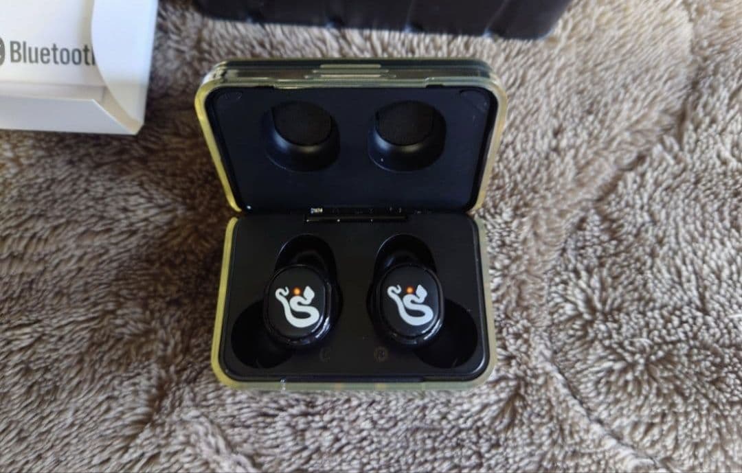 【右側ジャンク】ワイヤレスイヤホン CP-TWS01A 龍が如く真島吾朗モデル