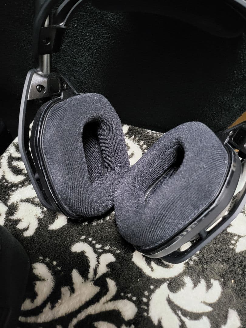 【美品】Logicool G A50X ゲーミングヘッドセット