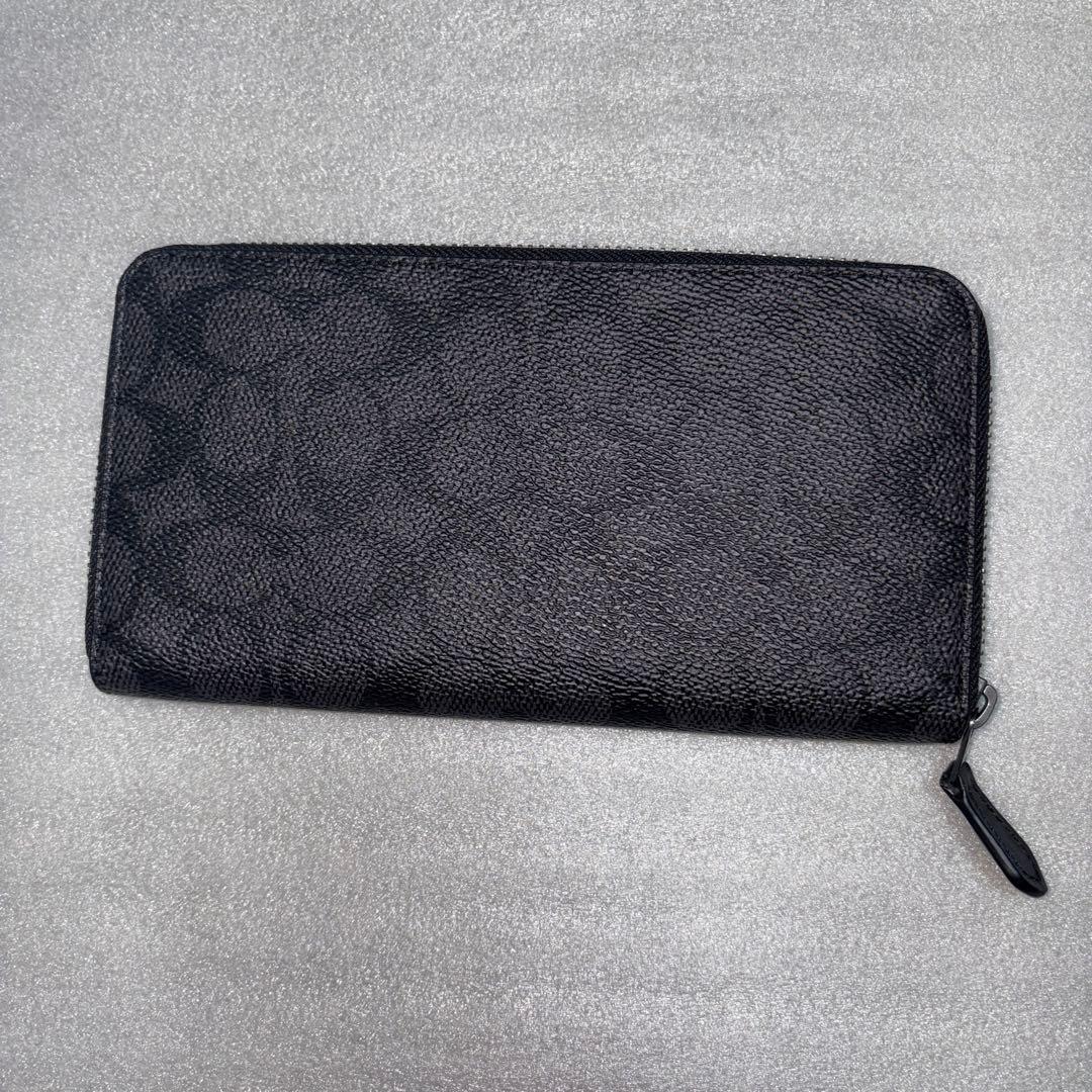 COACH ブラック 長財布 型押しデザイン今なら安くします！