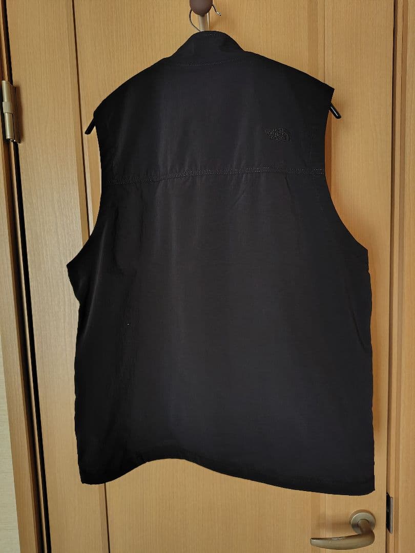 よ*ー様 【新品】THE NORTH FACE　ベスト　ブラック　メンズM　NP