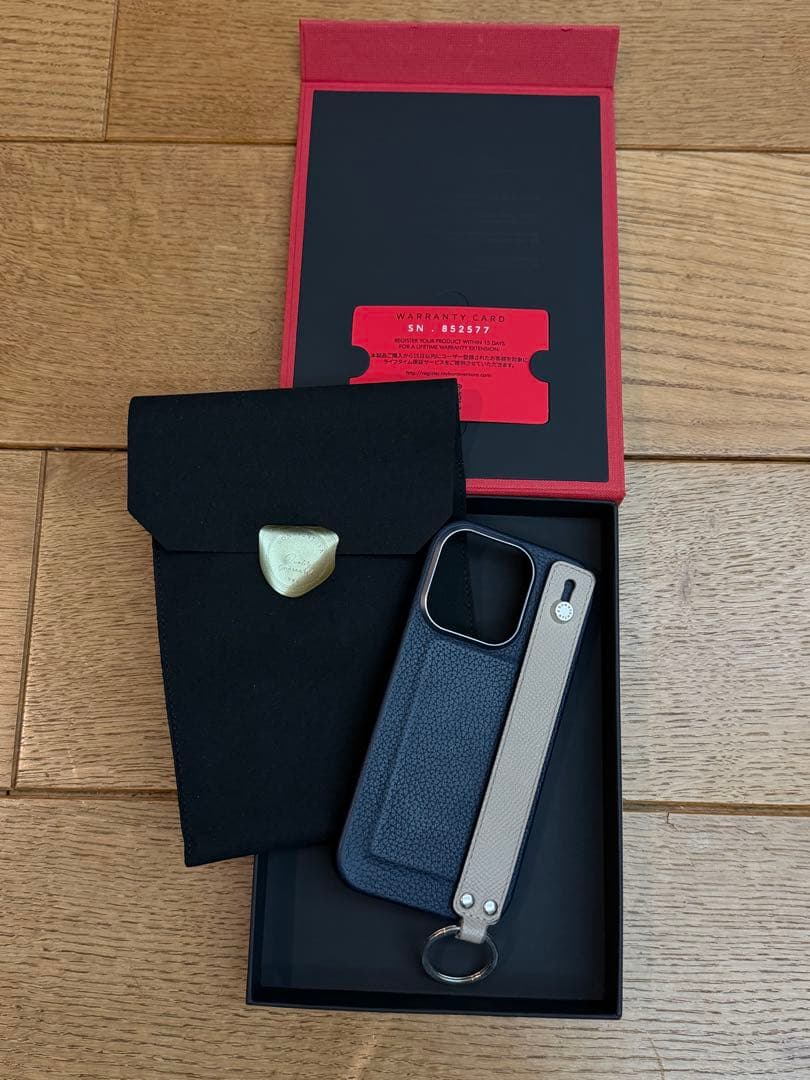 BONAVENTURA iPhone 16proケース ストラップ付き