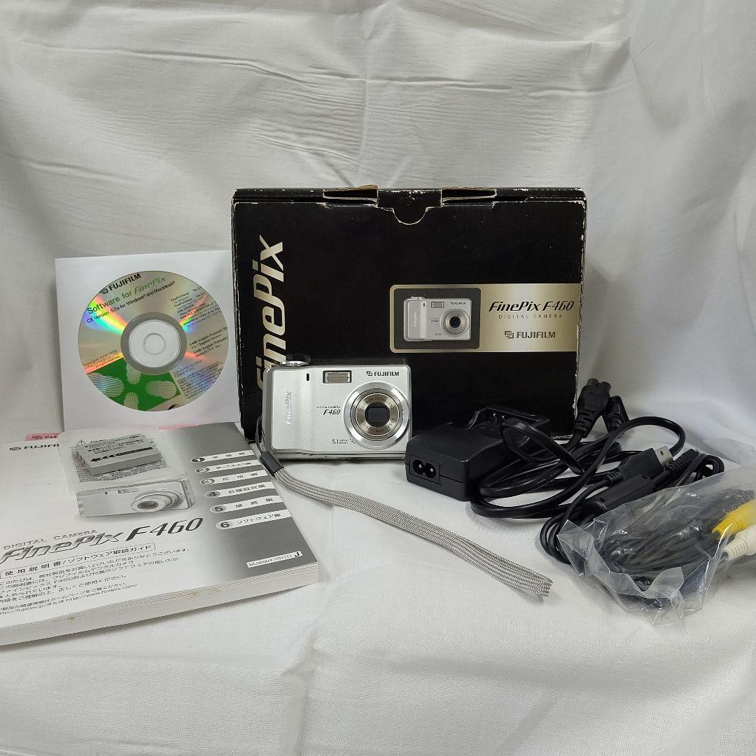 FinePix F460 FUJIFILM デジカメ　富士フィルム　コンデジ