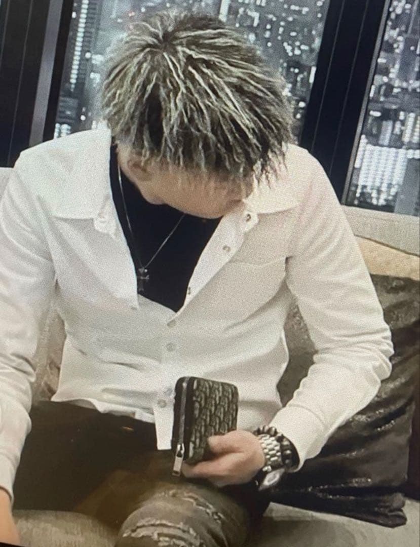 アダムスジャグラー　カッターシャツ