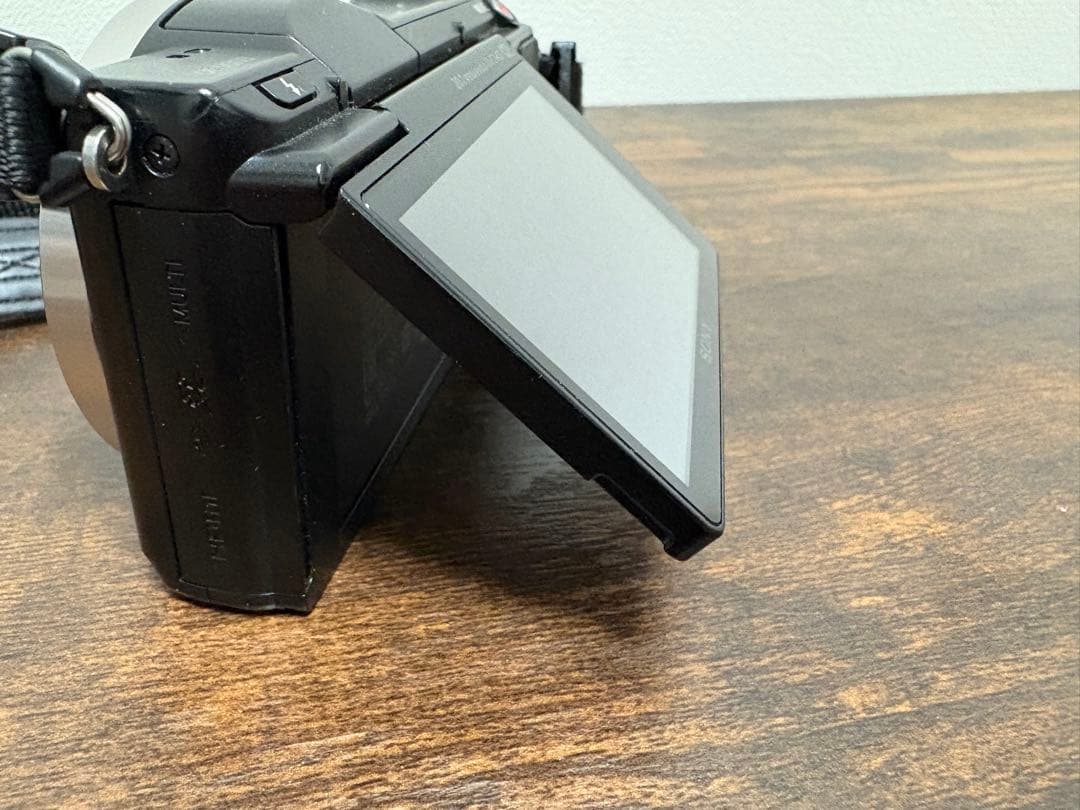 カメラ　ソニー　ミラーレス　α5000 ボディのみ