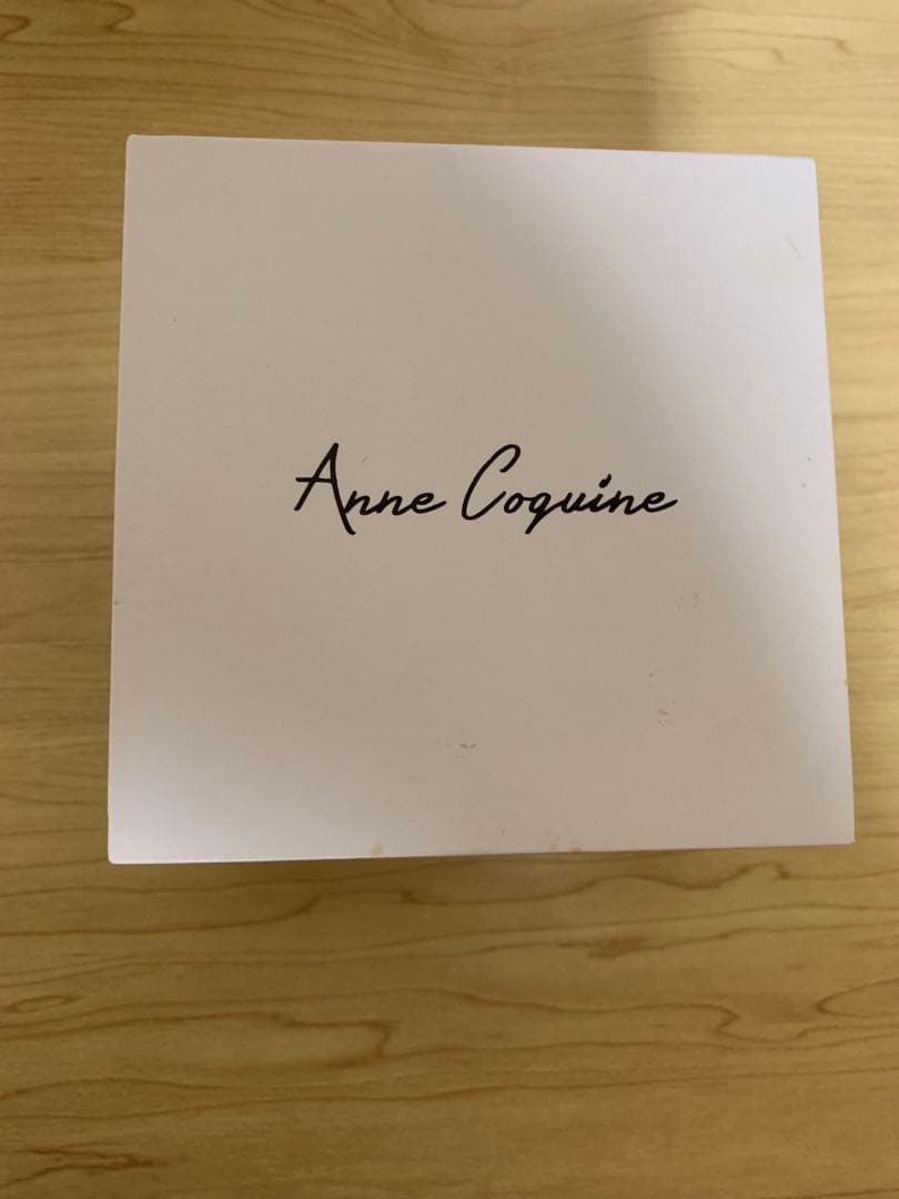 アンコキーヌ ホワイトレザー 時計