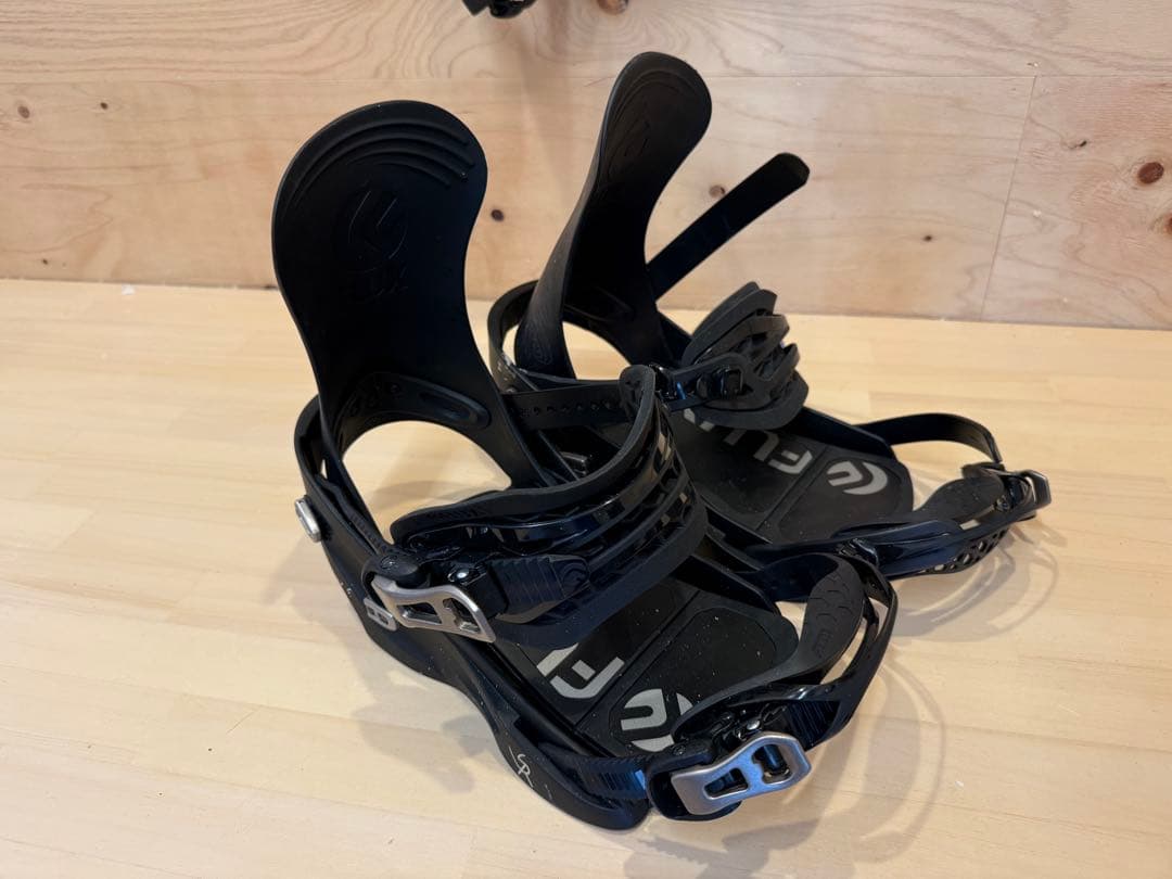 FLUX フラックス SR 19-20 スノーボード　バインディング　Mサイズ