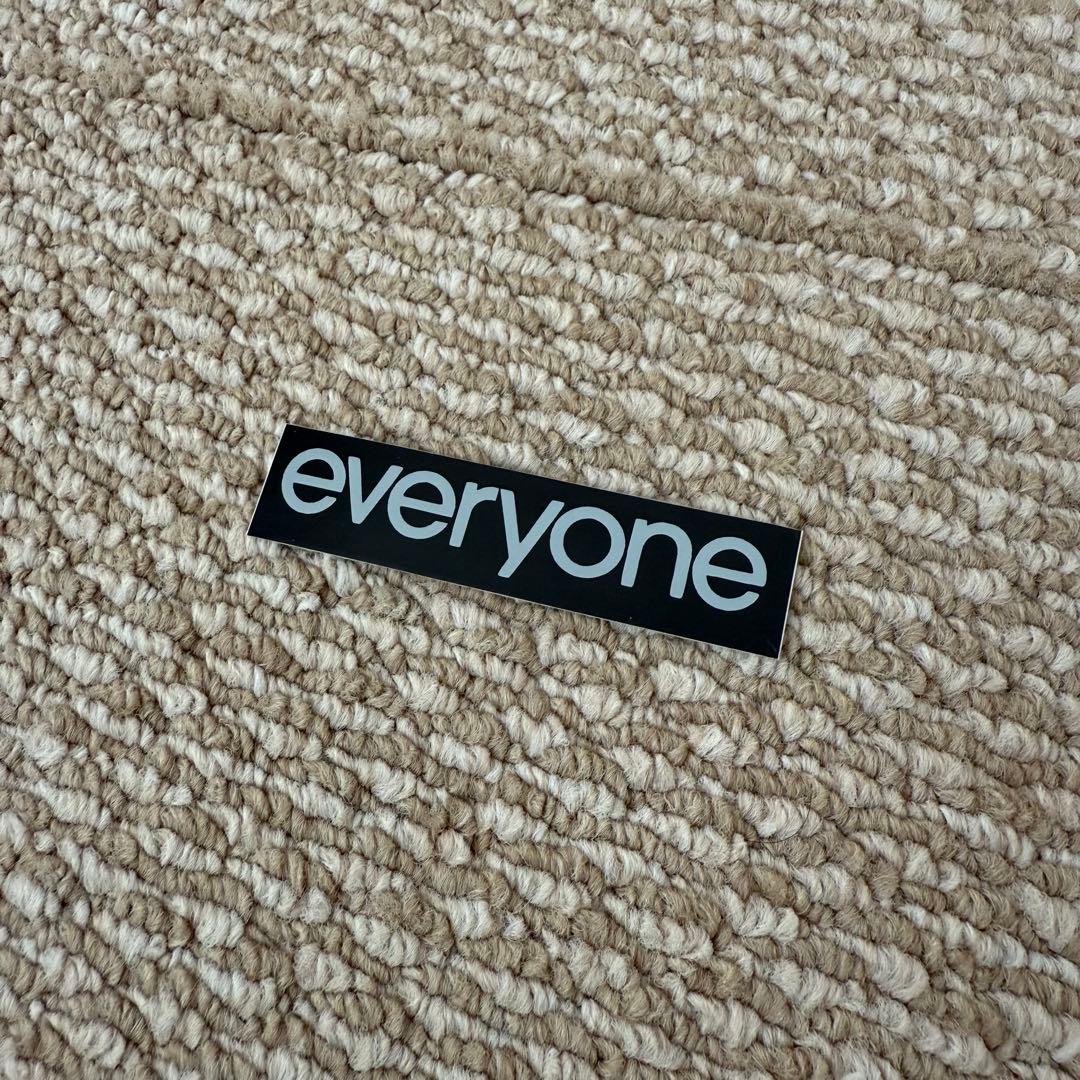 everyone compact waistbag (ショッパー／ステッカー付）