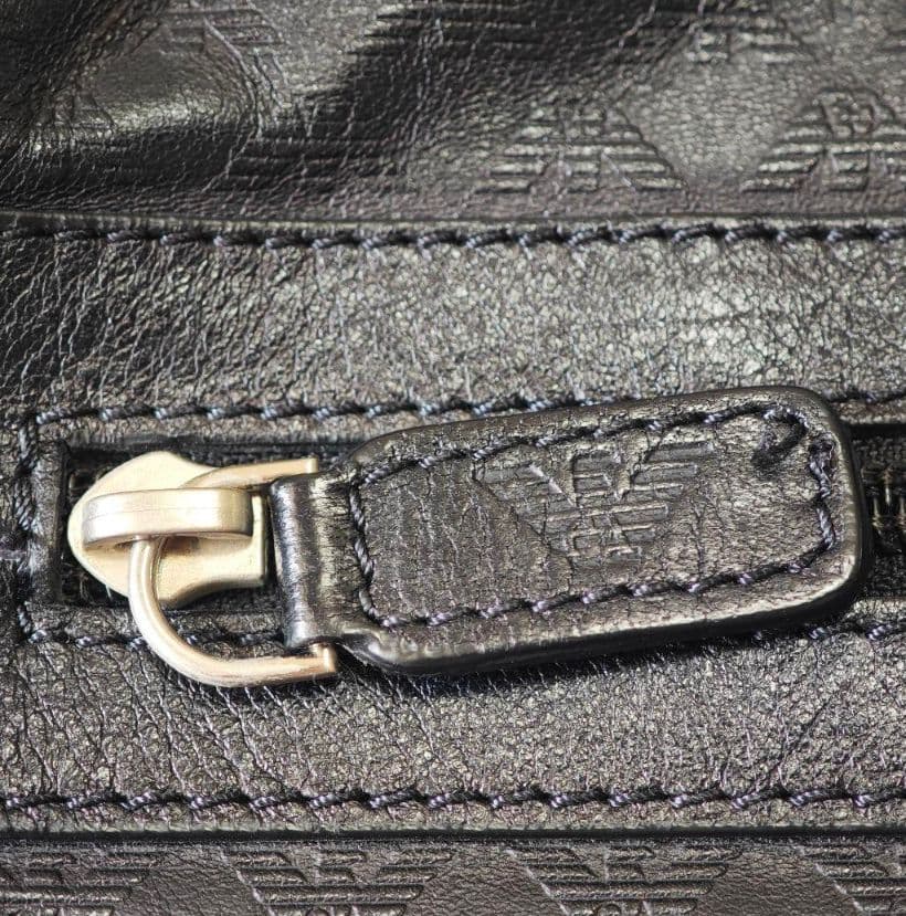 美品 エンポリオアルマーニ メッセンジャーバッグ