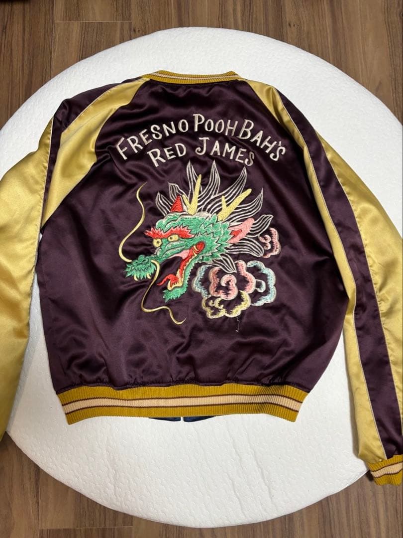 ウーパーイーツ スカジャン