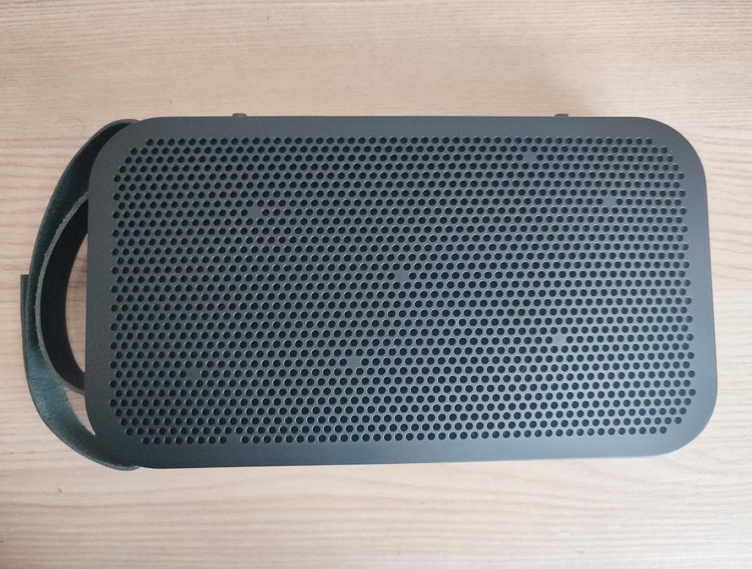 【極美品】Bang&Olufsen スピーカー B&O Beoplay A2 黒