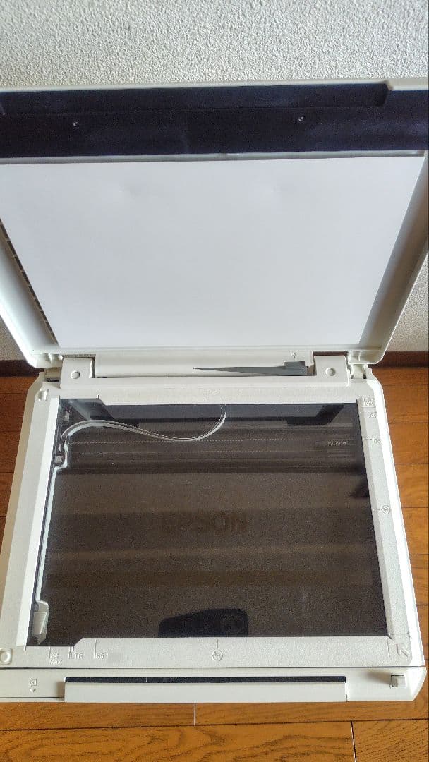 EPSONプリンターEP811AW(ジャンク品）