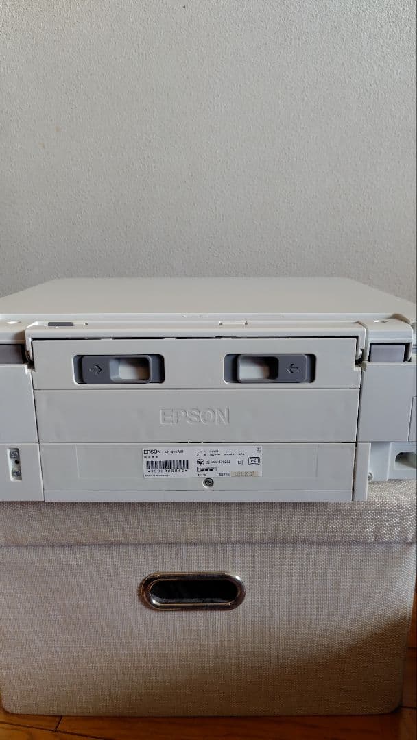 EPSONプリンターEP811AW(ジャンク品）